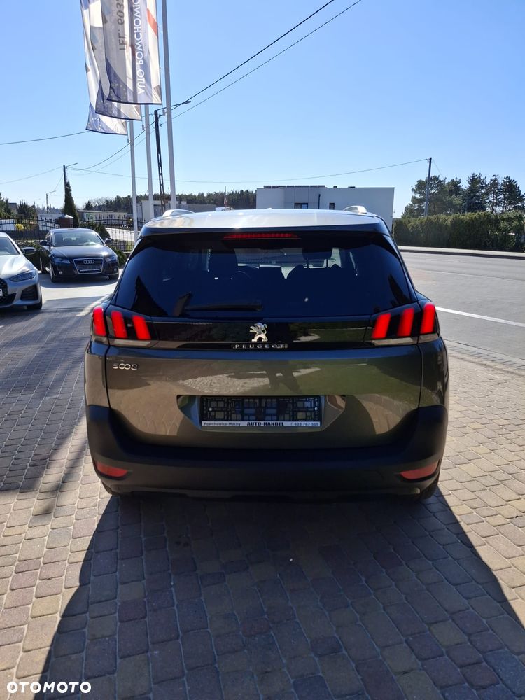 Peugeot 5008 1.5 BlueHDi Active S&S EAT8 - 8