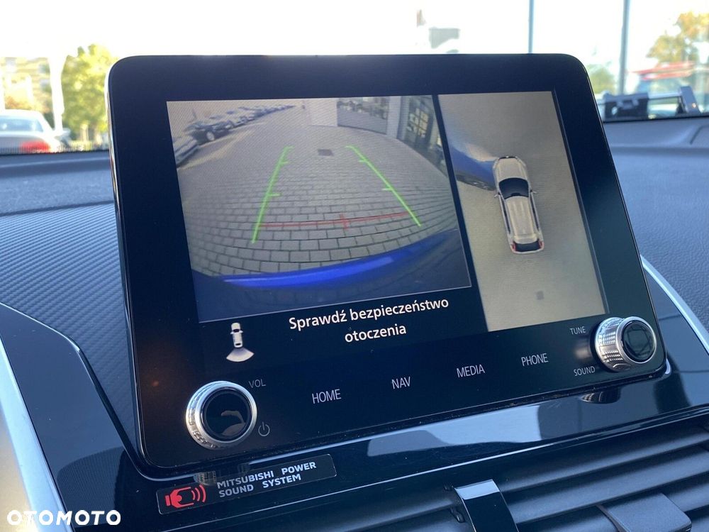 Mitsubishi Eclipse Cross - 33