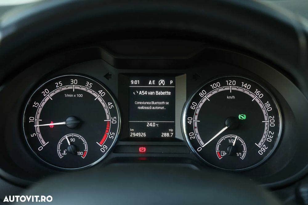 Skoda Octavia 1.6 TDI DSG Ambition - 22