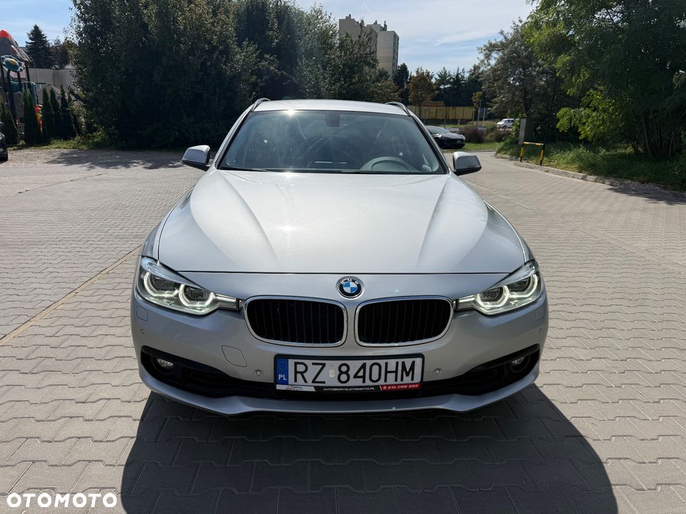 BMW Seria 3 318i Advantage - 3
