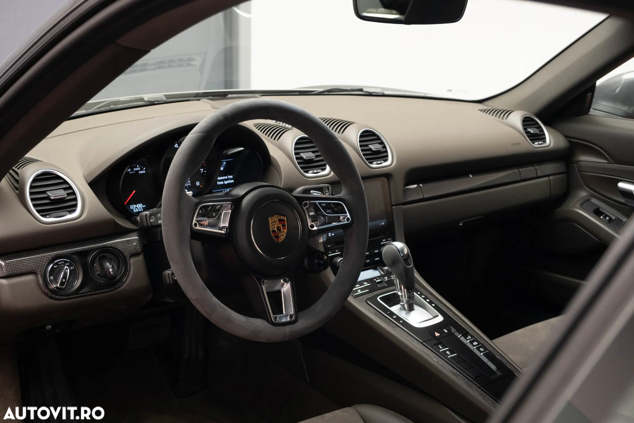 Porsche Cayman 718 PDK - 12