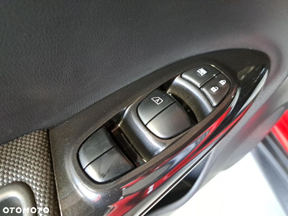 Nissan Juke 1.2 DIG-T N-Connecta EU6 - 27