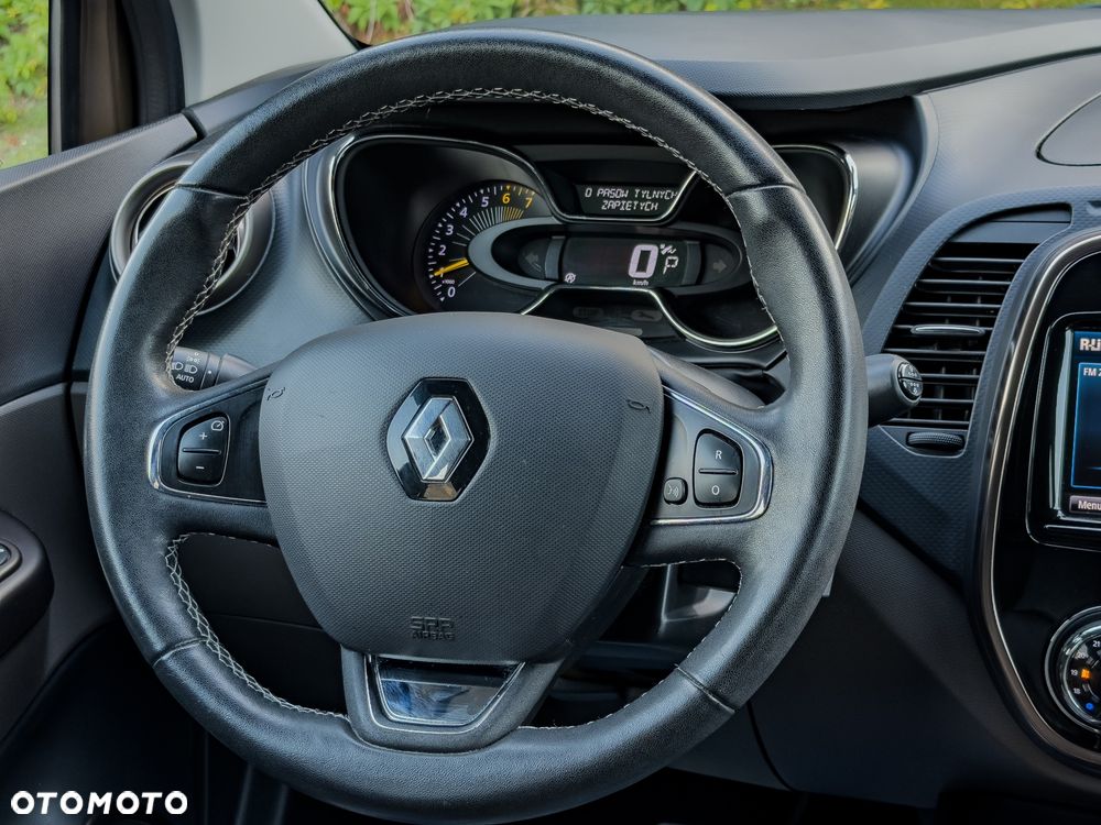 Renault Captur - 23