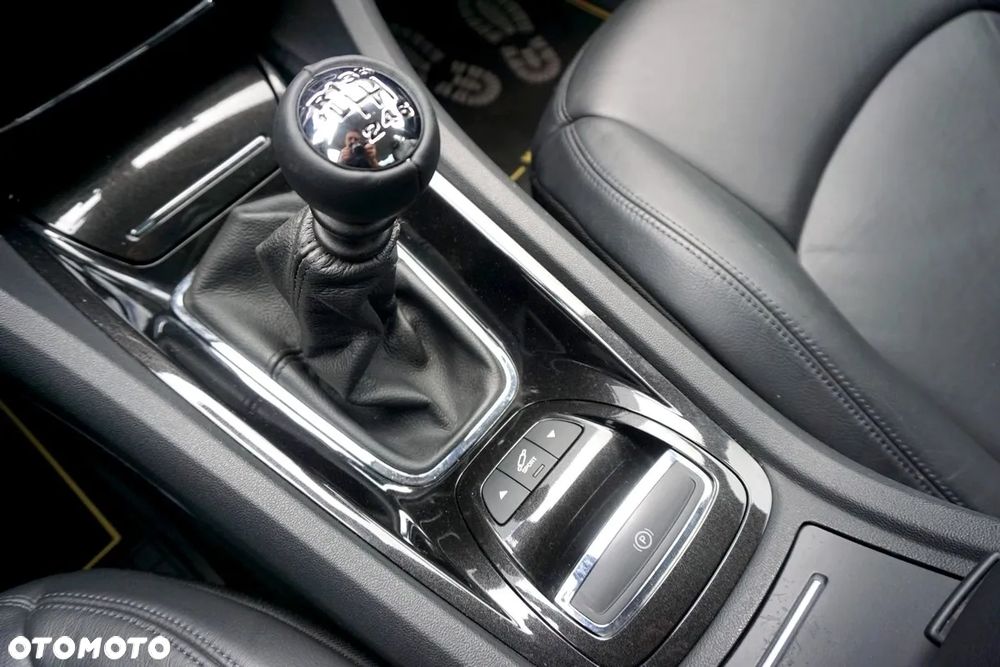 Citroën C5 HDi 135 Exclusive - 32