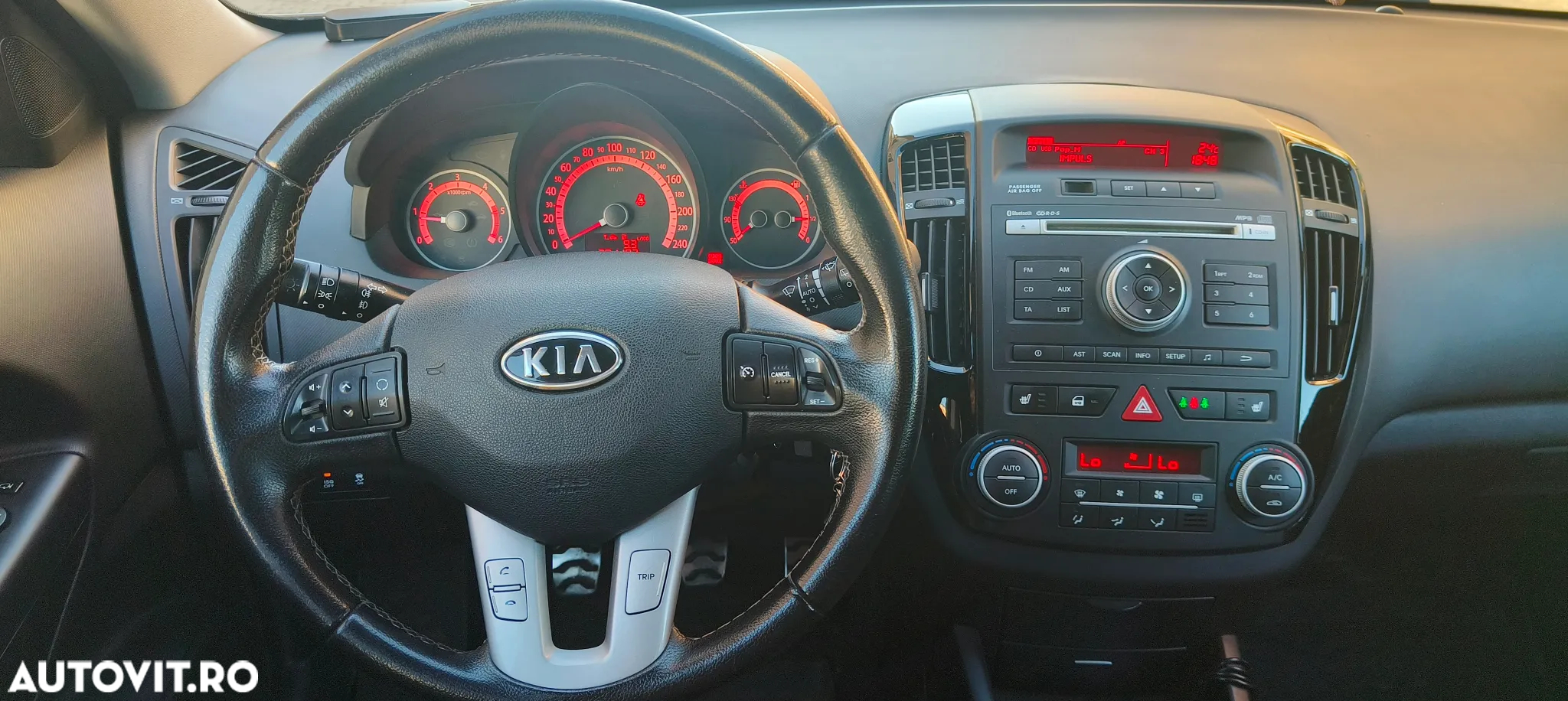 Kia Ceed 1.6 CRDi SW Edition 7 - 4