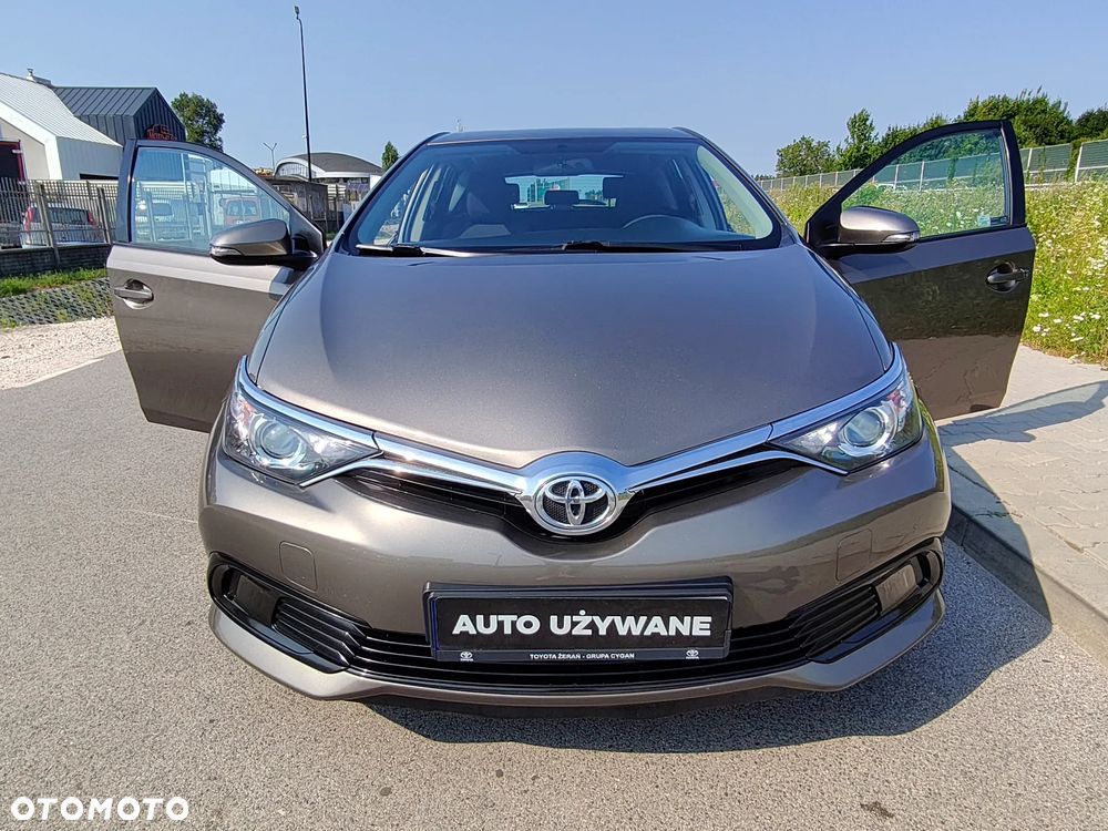 Toyota Auris 1.6 Classic Plus - 22