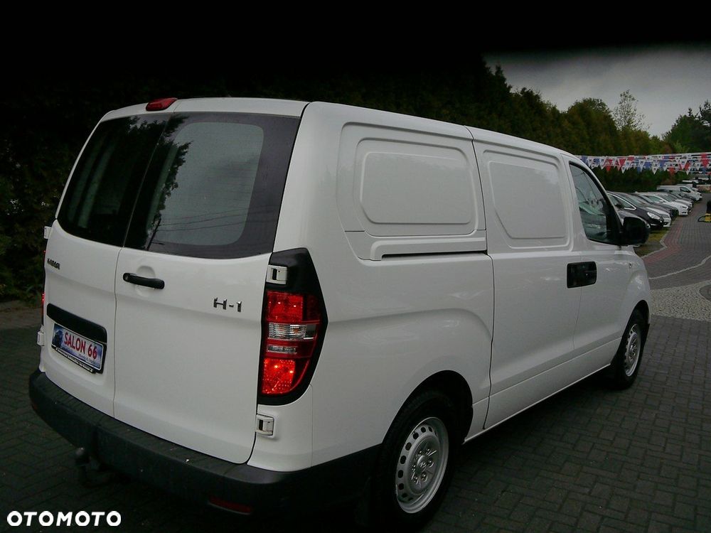 Hyundai H-1 - 5