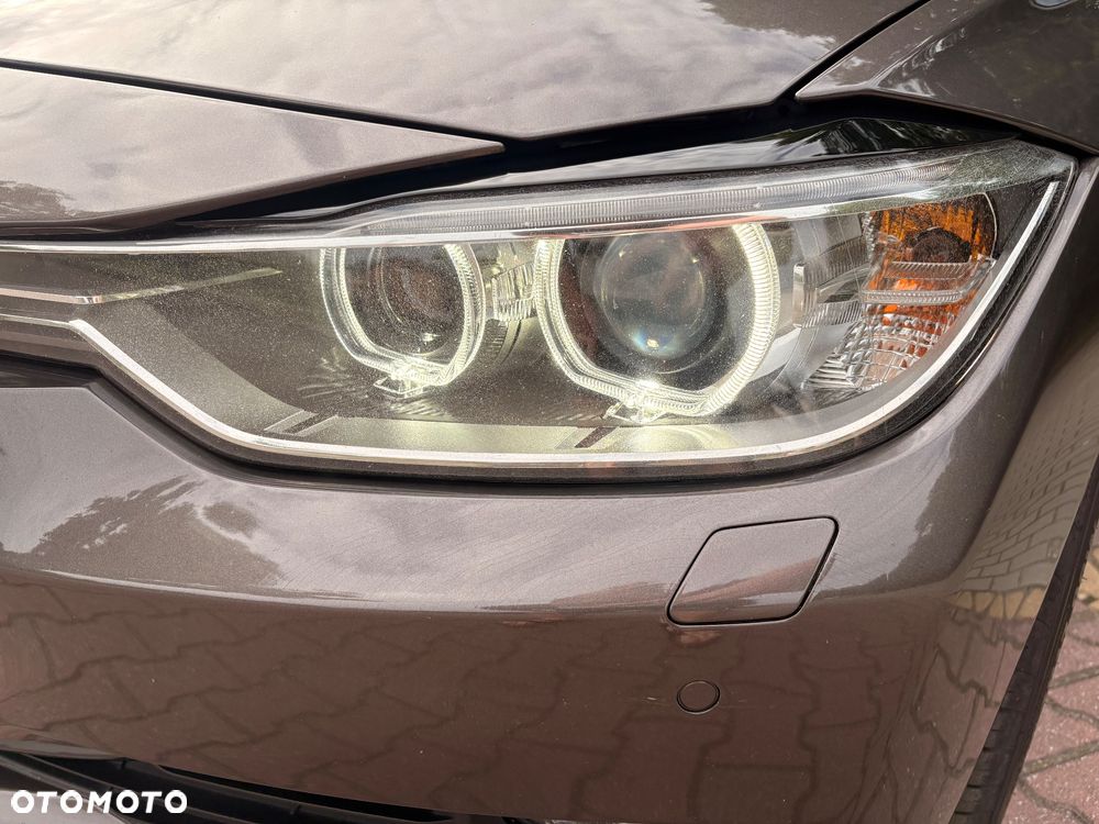 BMW Seria 3 320d - 21