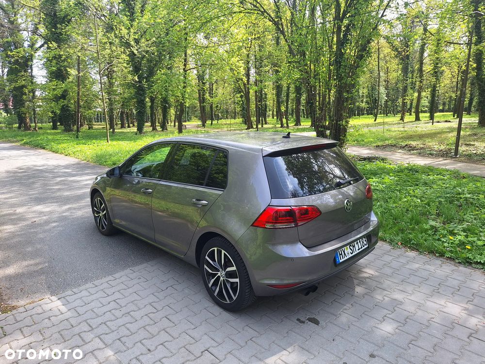 Volkswagen Golf 1.4 TSI BMT Highline - 20