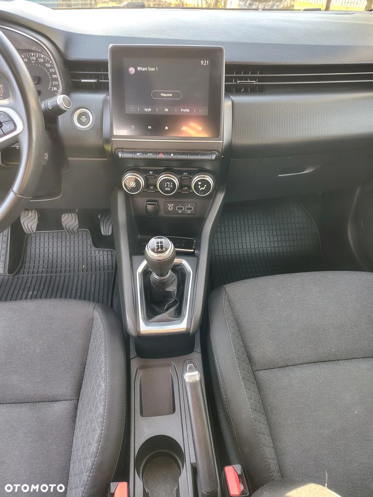 Renault Clio - 7