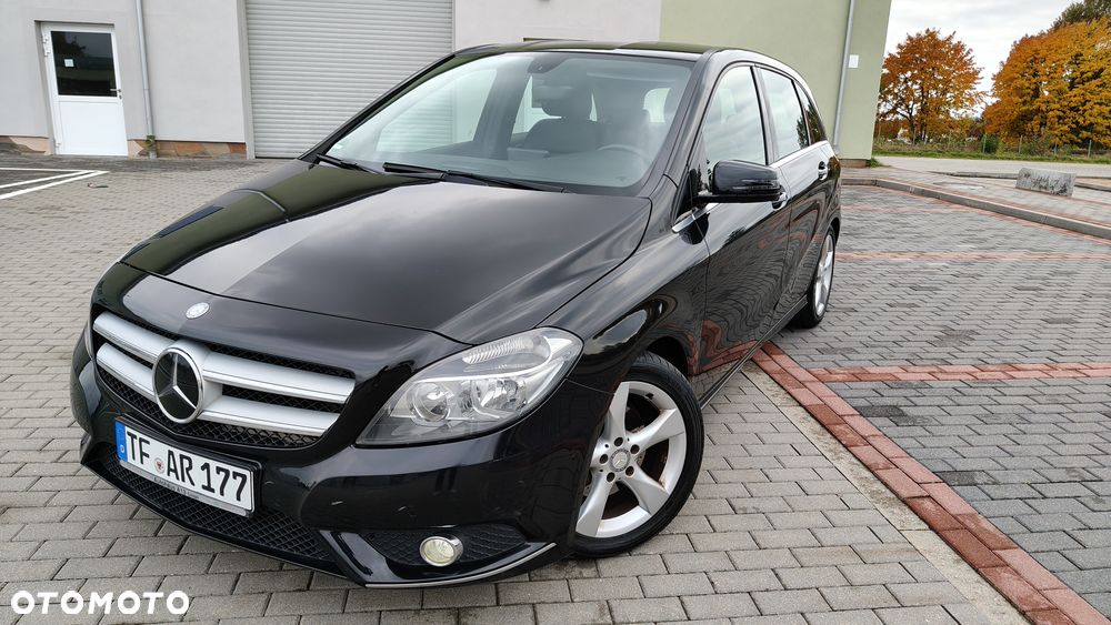Mercedes-Benz Klasa B 200 Edition - 27