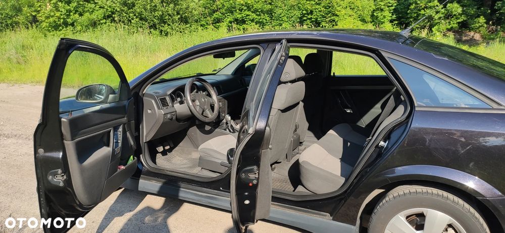 Opel Vectra 1.9 CDTI Essentia - 12