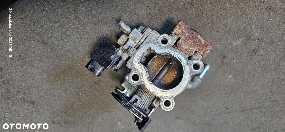 Przepustnica Suzuki Swift Mk6 Liana 1,5 1,6 18137-83E01 - 6