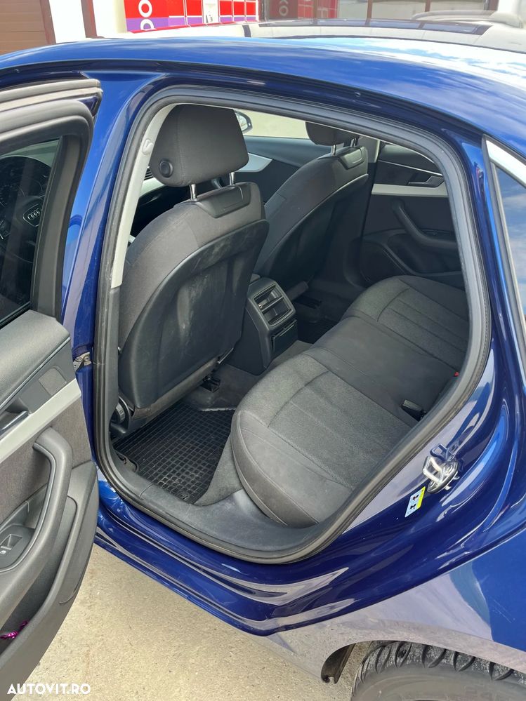 Audi A4 2.0 TDI DPF clean multitronic Ambiente - 3