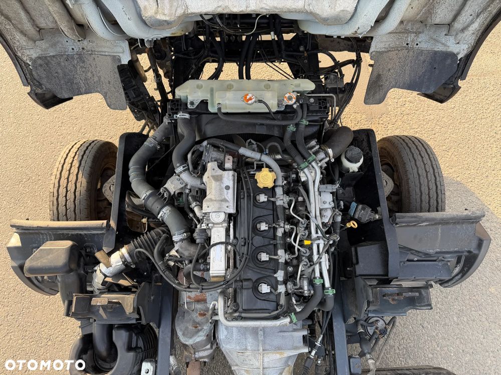 Nissan NT400 * CABSTAR * 2.5 / 125KM * Rama do zabudowy * Rozstaw osi: 3.7m * - 22