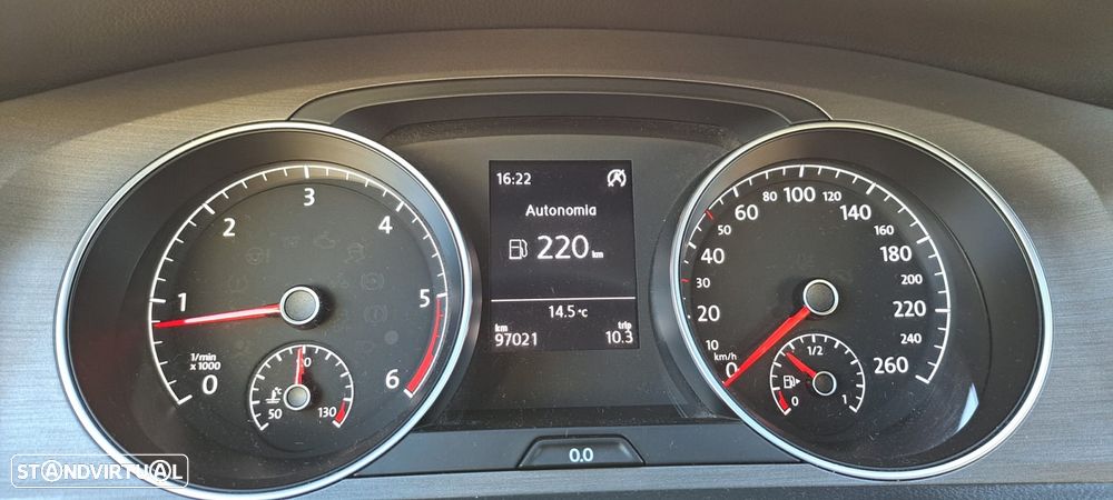 VW Golf 1.6 TDi BlueMotion Confortline - 16