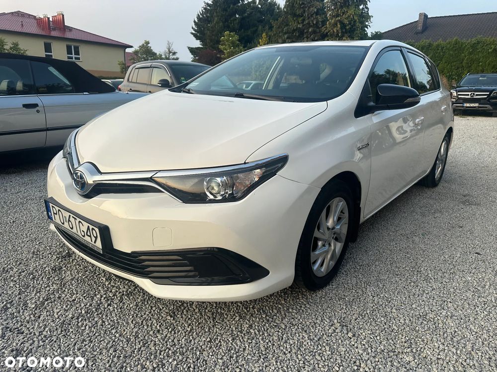 Toyota Auris Hybrid 135 Premium - 19