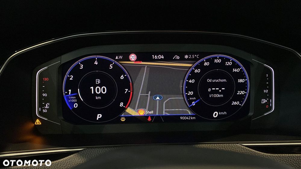 Volkswagen Passat - 16