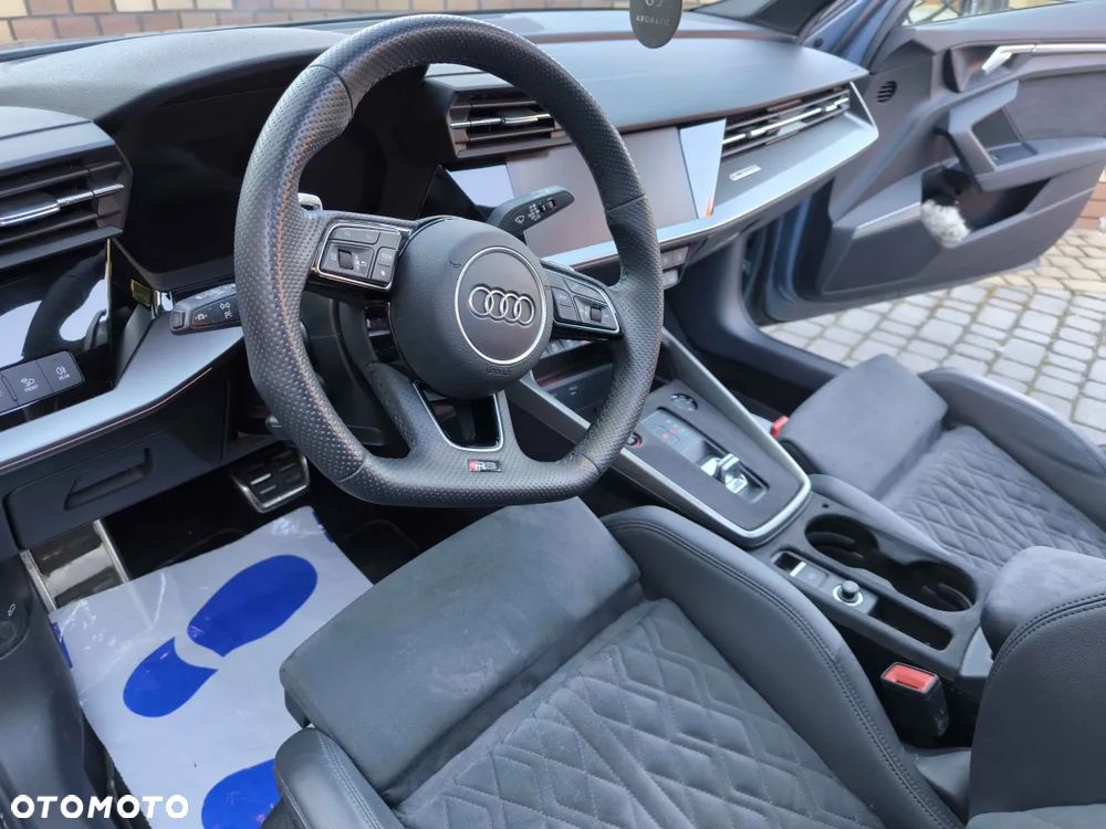 Audi RS3 Sportback - 10