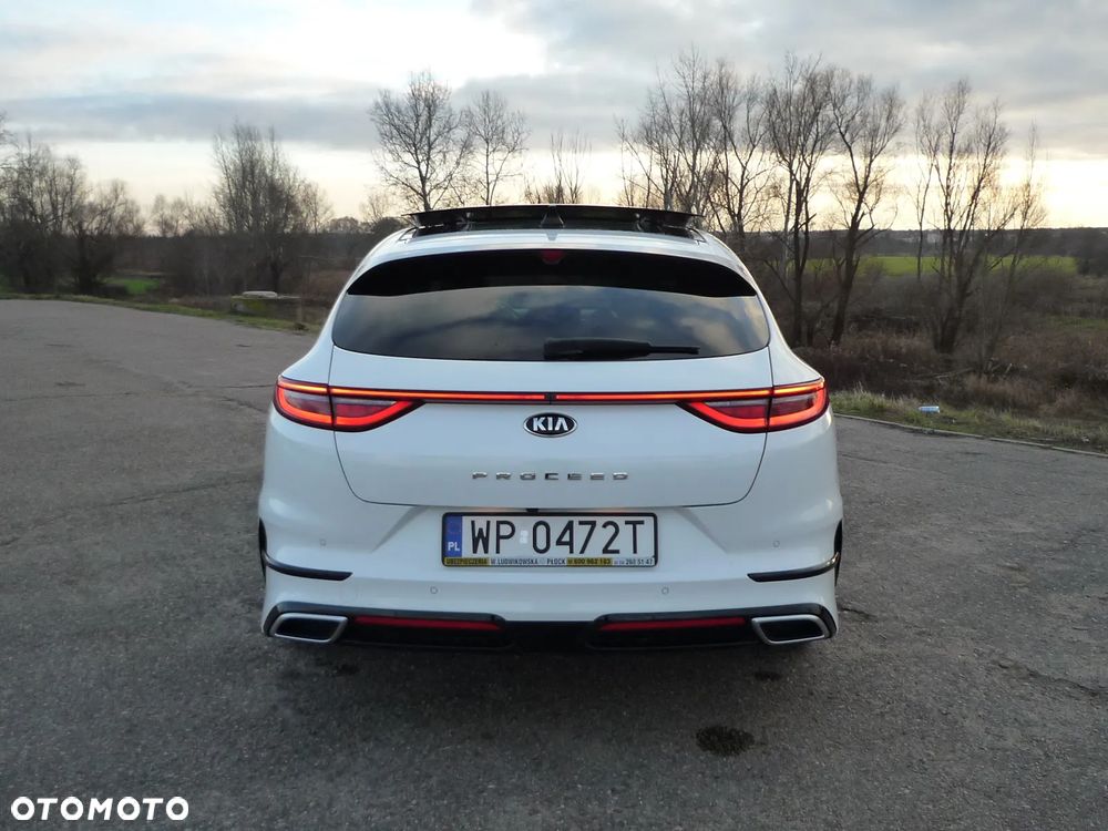 Kia ProCeed 1.4 T-GDI DCT7 OPF GT LINE - 11