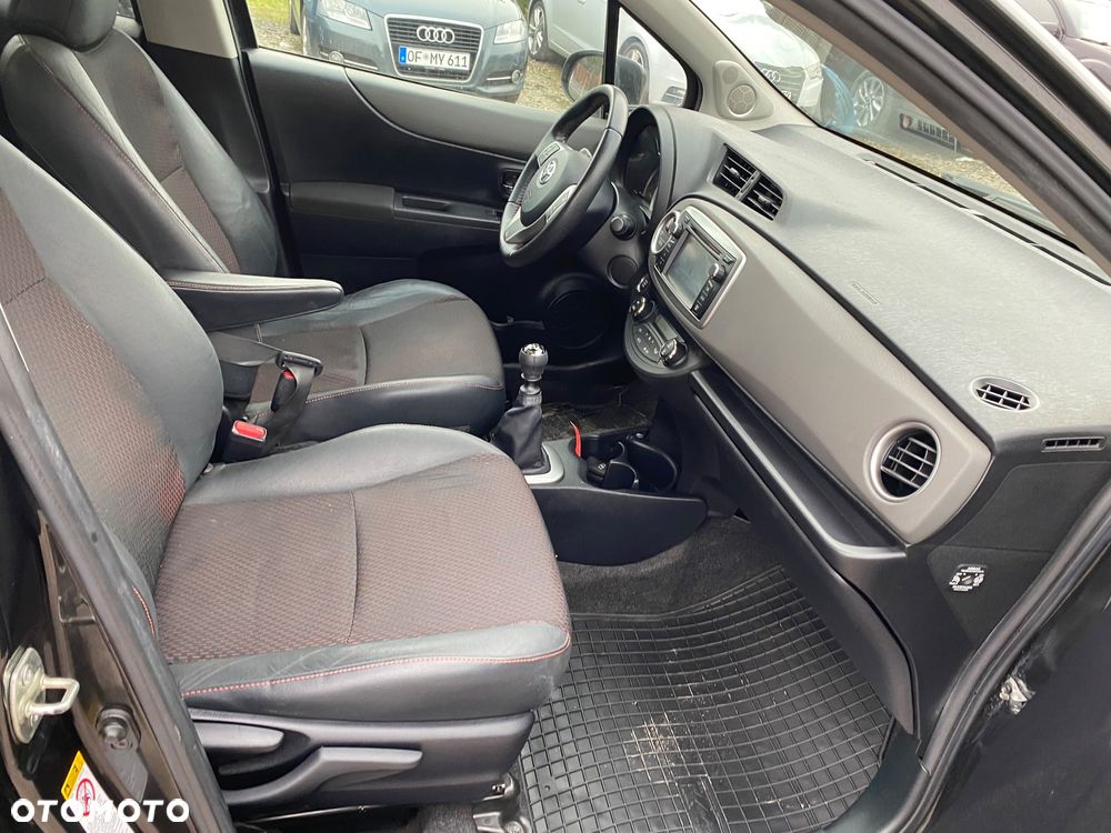 Toyota Yaris 1.33 Prestige - 23