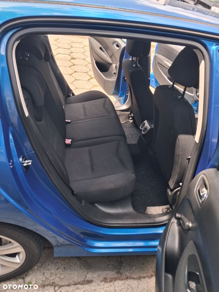 Peugeot 308 - 8