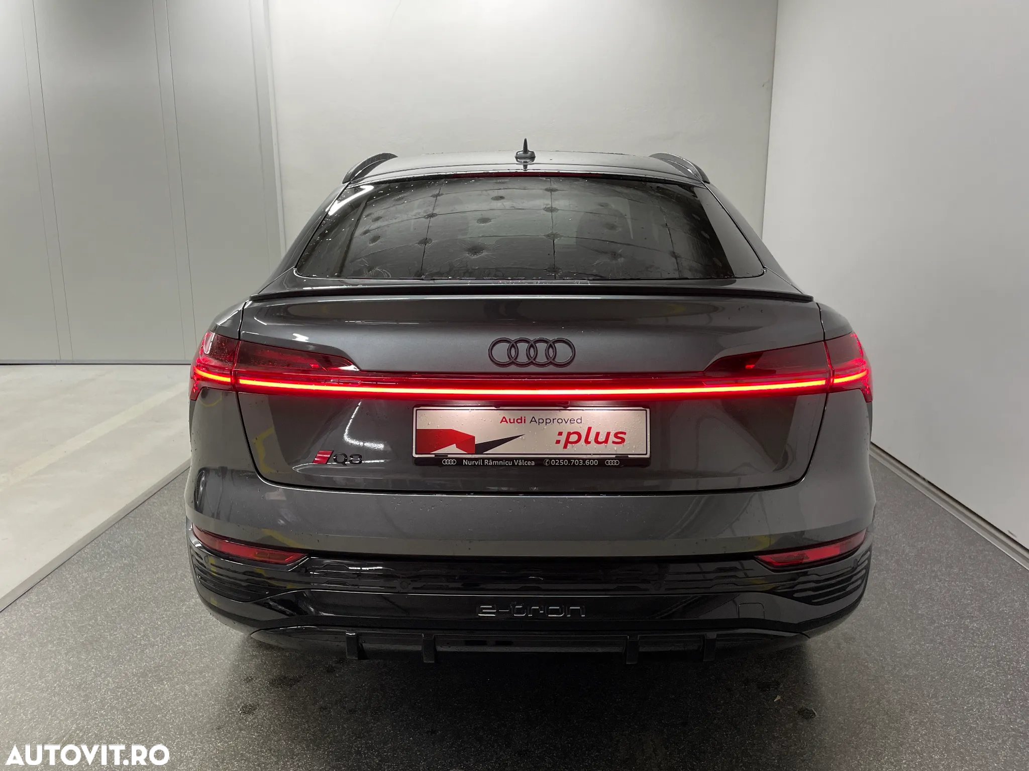 Audi Q8 - 9