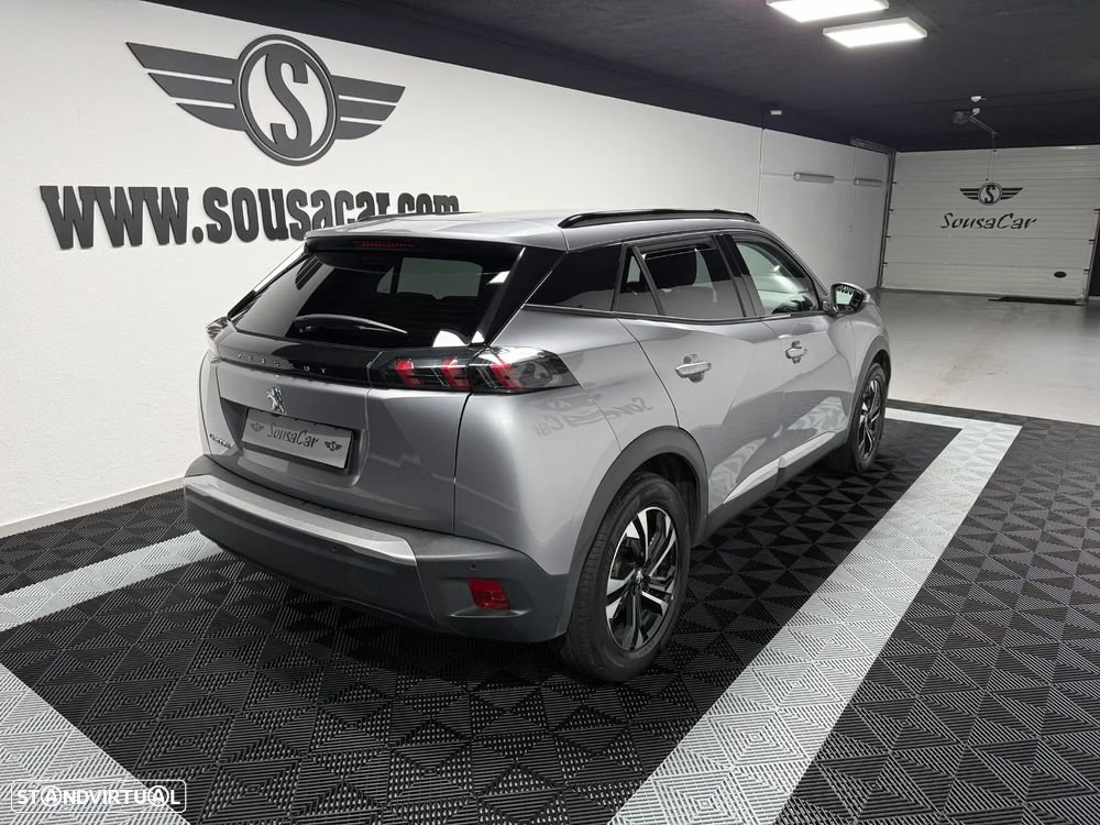 Peugeot e-2008 Allure - 4