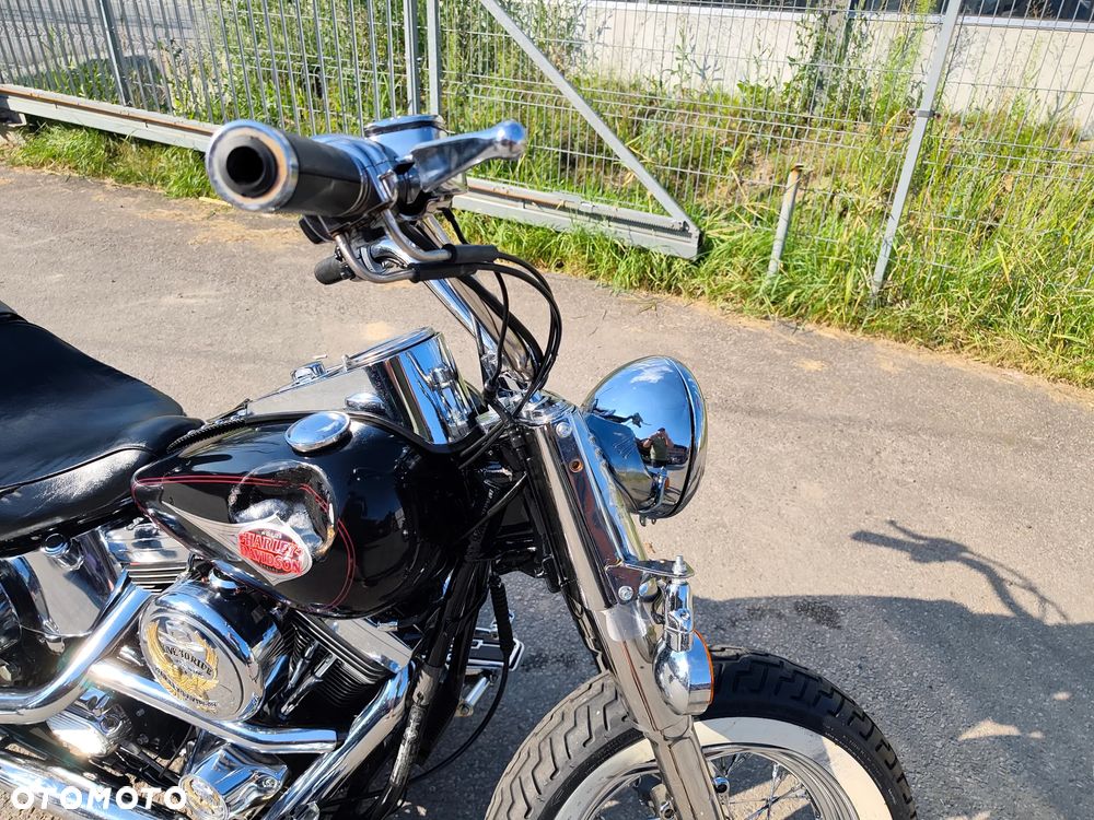 Harley-Davidson Softail Heritage Classic - 24