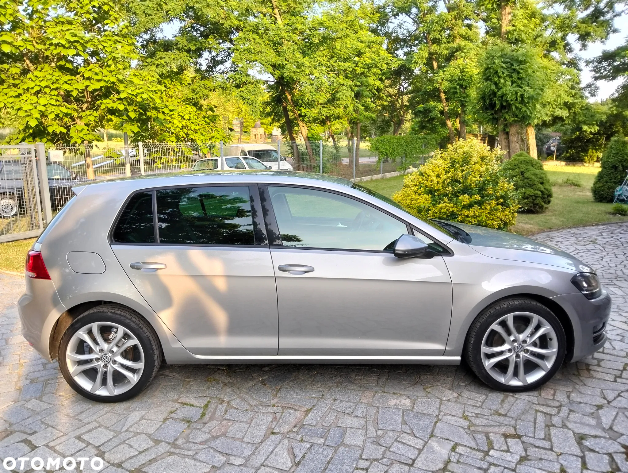Volkswagen Golf VI 1.6 TDI Highline - 8