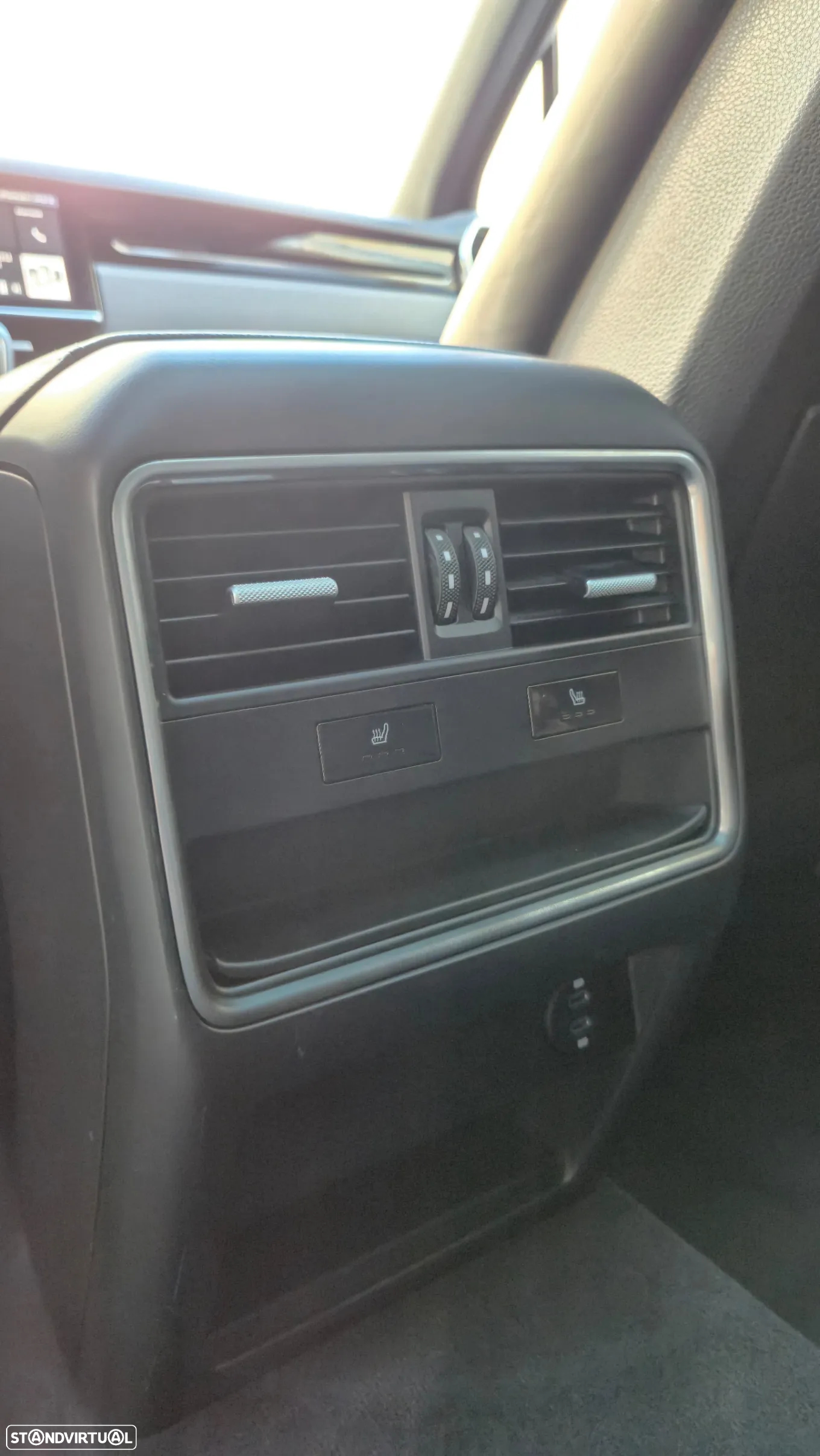 Porsche Cayenne E-Hybrid Platinum Edition - 43