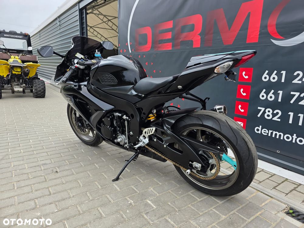 Suzuki GSX-R - 4