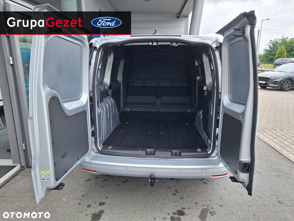 Ford Transit Connect - 16