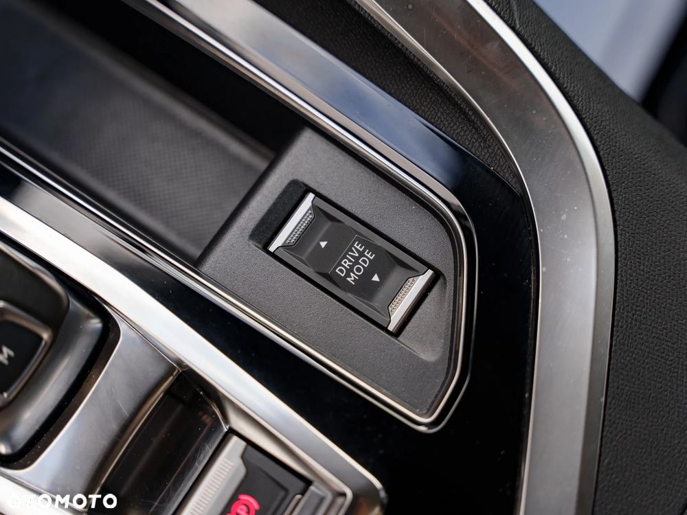 Peugeot 3008 BlueHDi 130 Stop & Start EAT8 Allure - 24