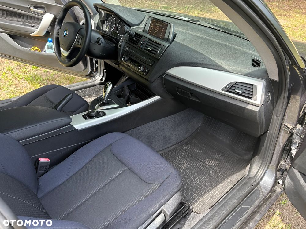 BMW Seria 1 116i - 22