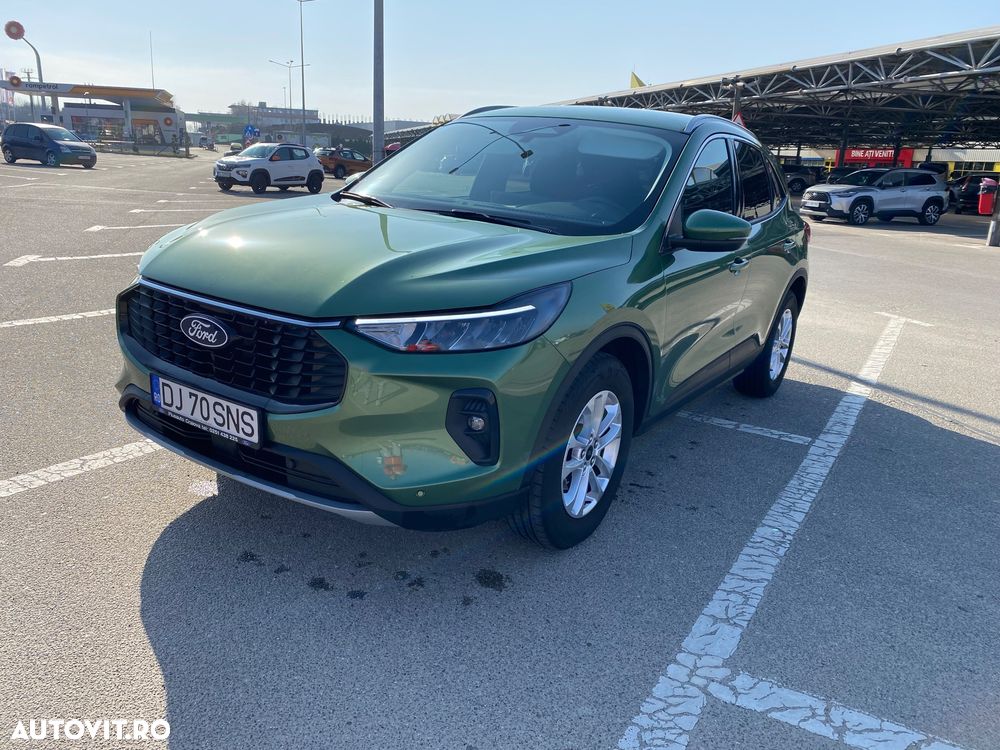 Ford Kuga 1.5 EcoBoost A8 FWD Titanium - 3