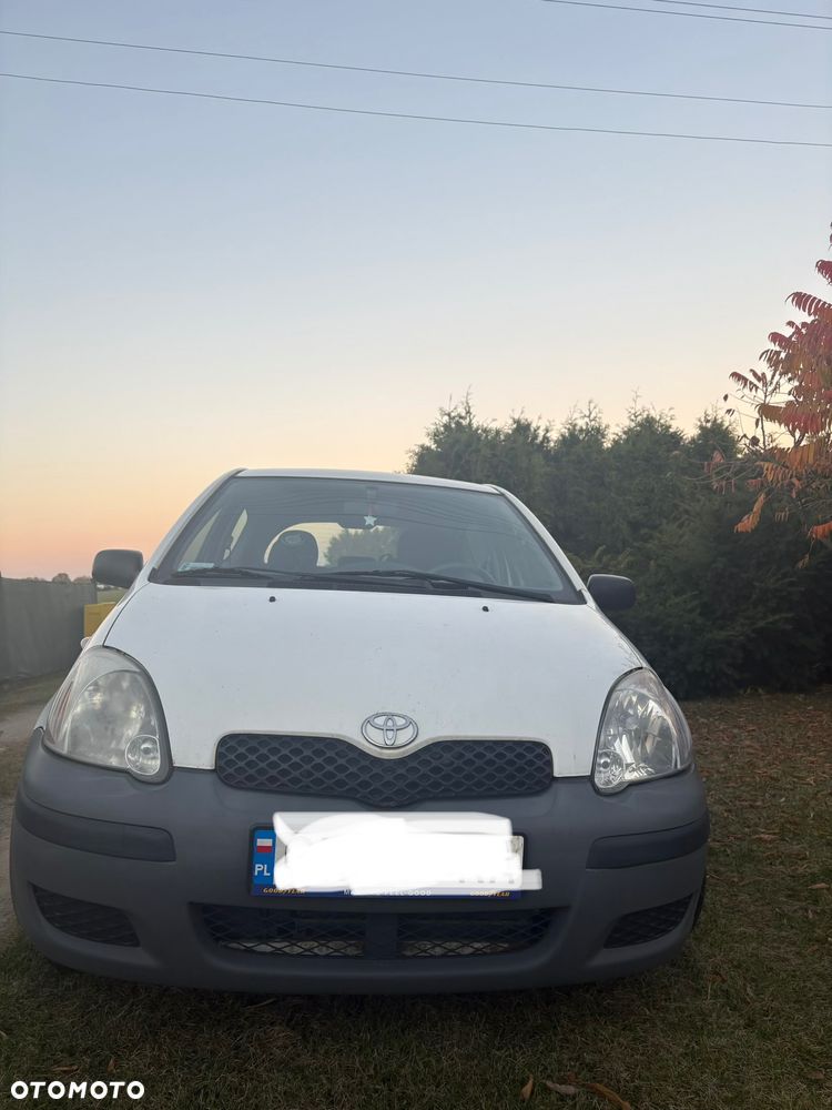 Toyota Yaris 2003 photo 4