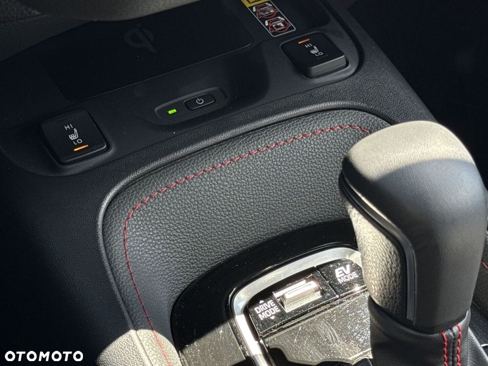 Toyota Corolla 2.0 Hybrid GR Sport - 17