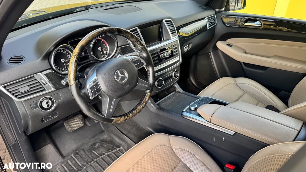 Mercedes-Benz ML 350 BlueTec 4MATIC Aut - 9