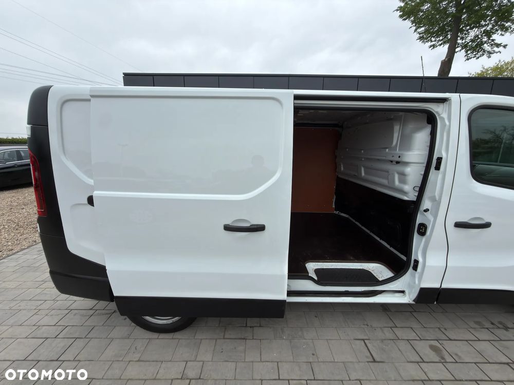 Nissan NV300 1.6 Diesel Long Klimatyzacja Elektryczne Szyby - 23