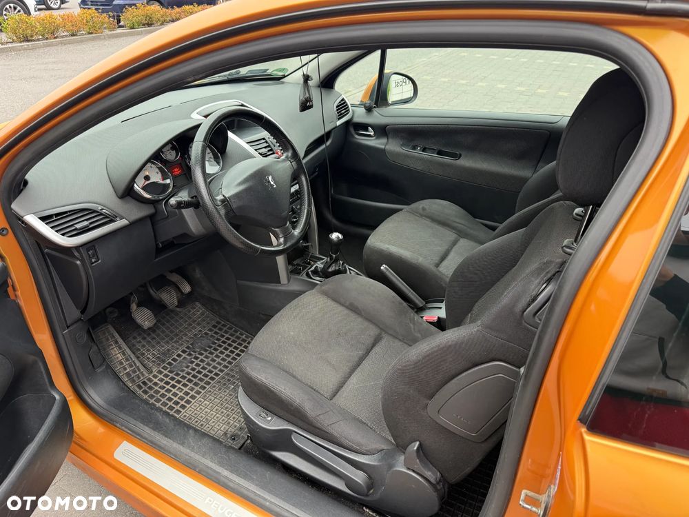 Peugeot 207 1.6 VTi Sporty - 28