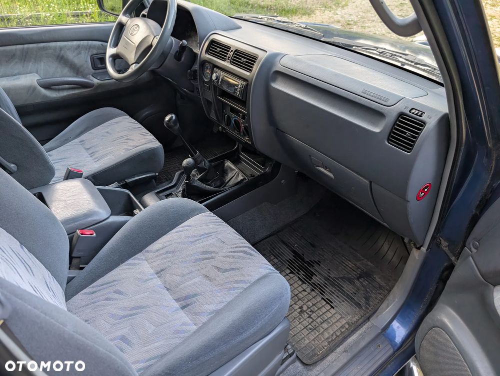 Toyota Land Cruiser - 8