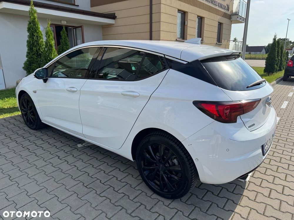 Opel Astra 1.6 Turbo Start/Stop Automatik Ultimate - 4