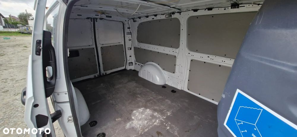Mercedes-Benz Vito - 25