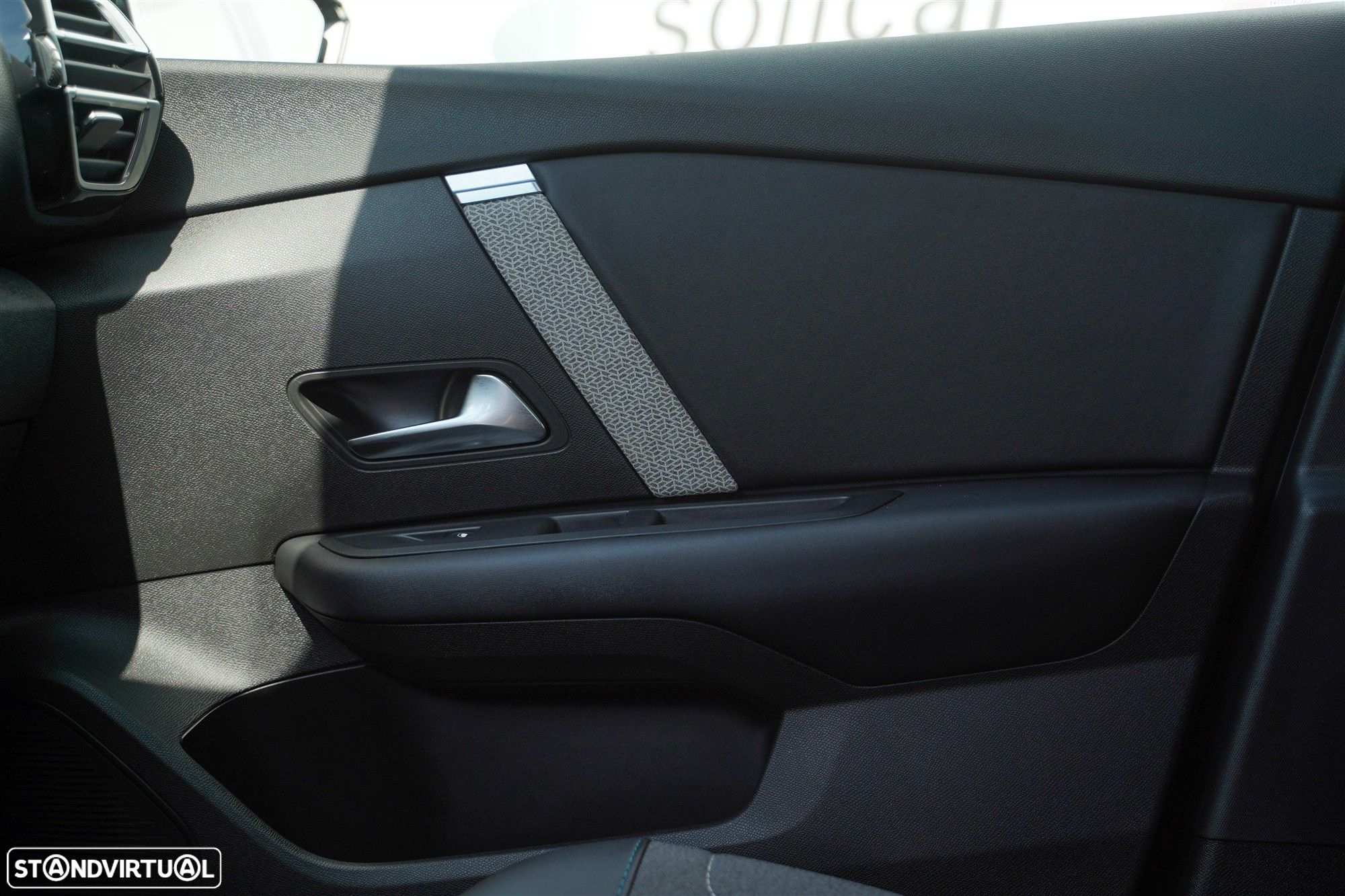 Citroën C4 X 1.2 PureTech Feel Pack EAT8 - 34