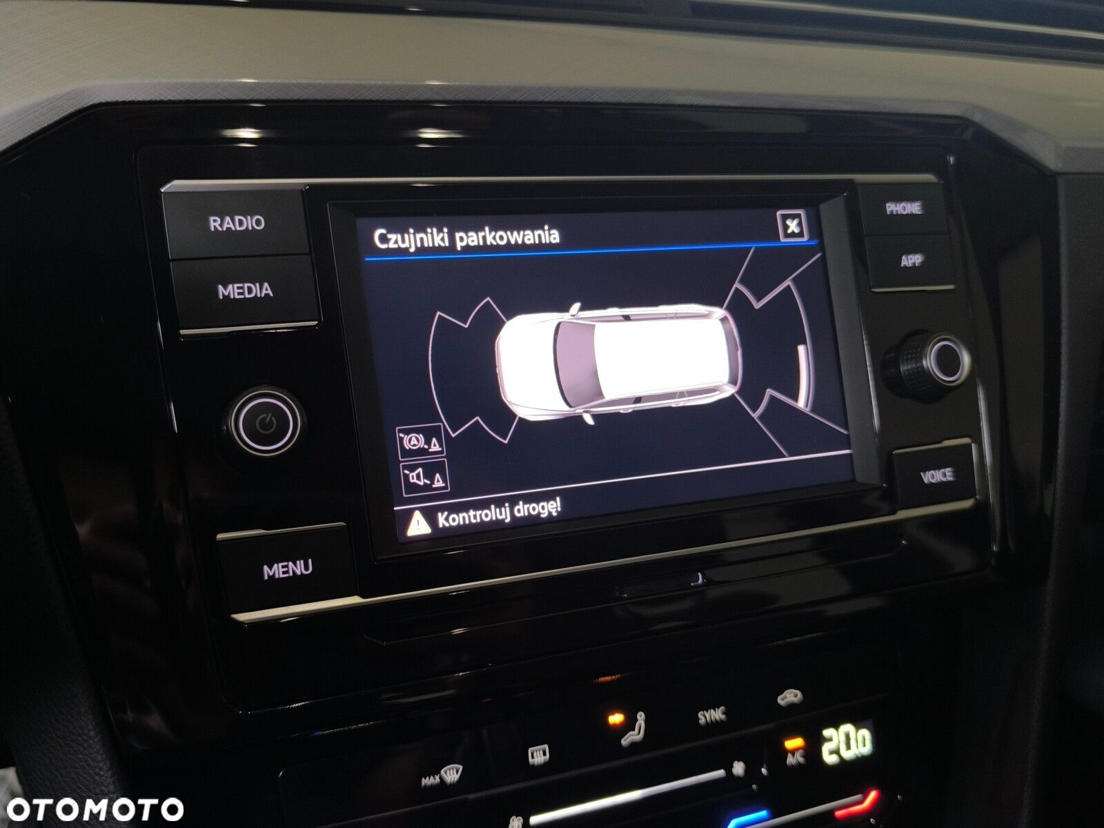 Volkswagen Passat - 23