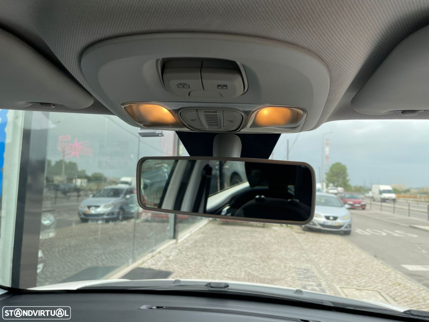 Fiat 500L 1.3 MJ Lounge S&S - 11