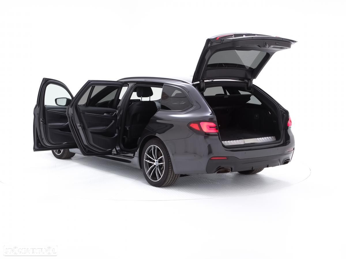 BMW 530 e Pack Desportivo M - 6