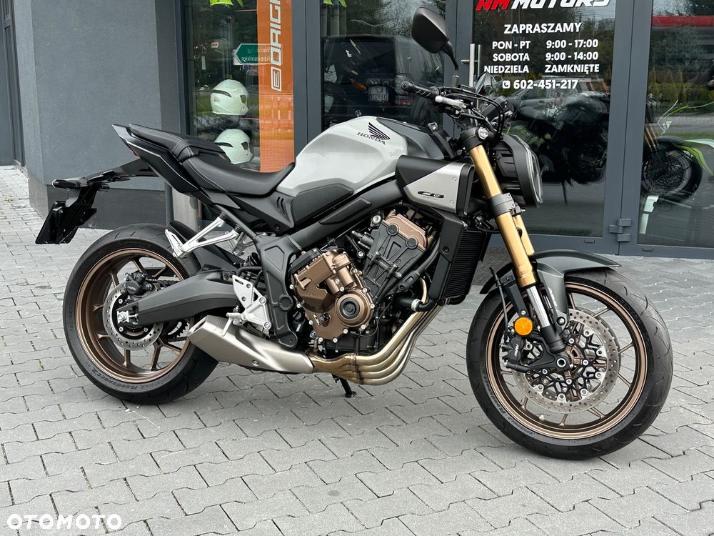 Honda CB - 2