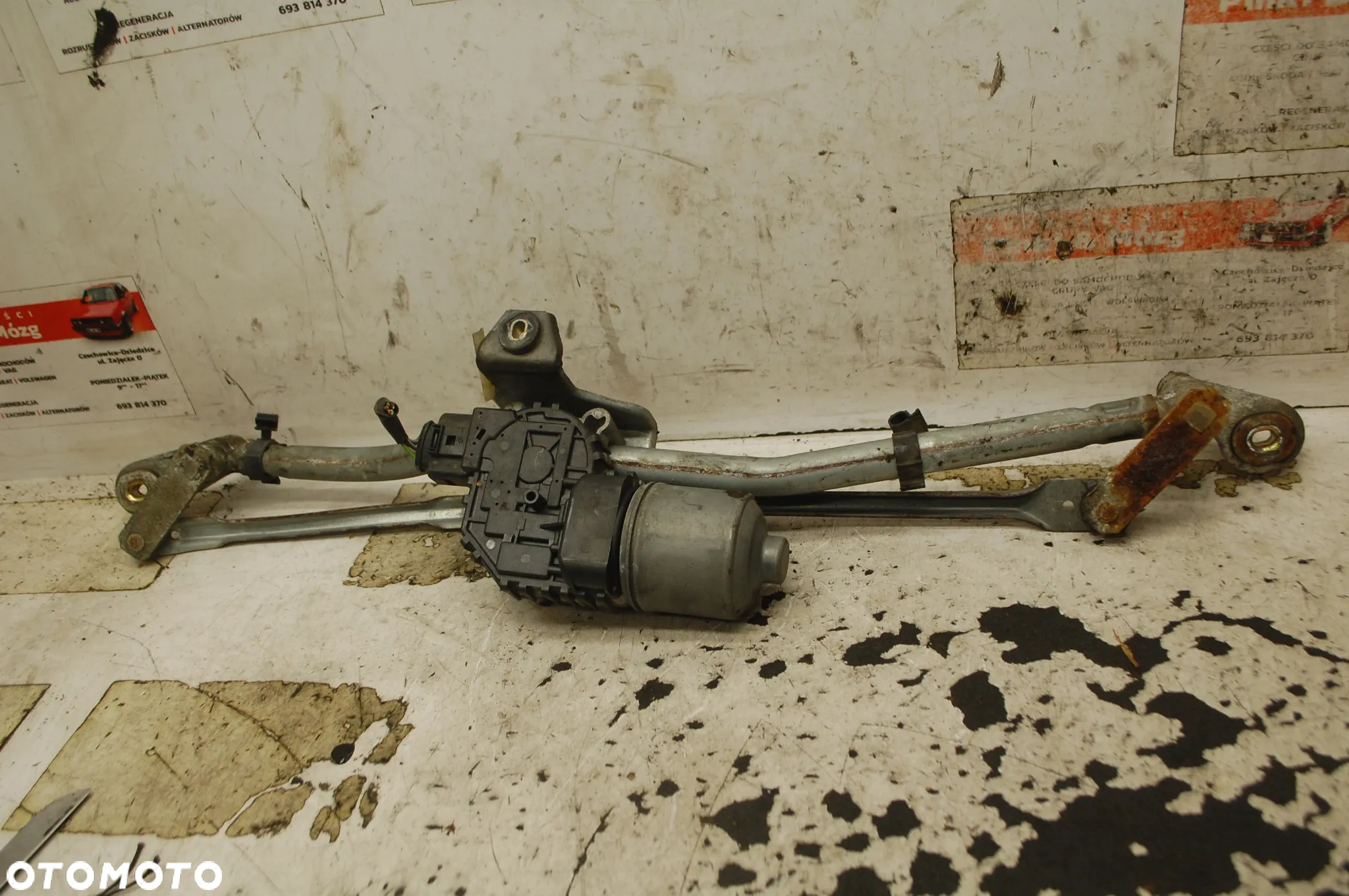 MECHANIZM WYCIERACZEK PRZÓD PRZEDNI KOMPLETNY AUDI A4 B6 B7 8E1955119 8E1955023E 8E1955023A - 9